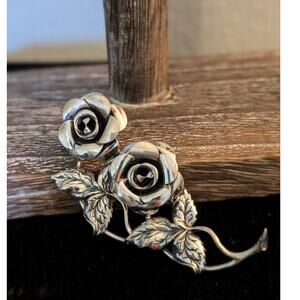Vintage Beau Sterling Silver Double Rose Pin